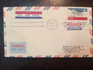 Sobre Estadounidense de Primer Día de Emisión del Monte Rushmore a Mercedes, Argentina por Correo Aéreo
