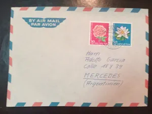 Sobre Suizo con Sellos de Flores a Mercedes, Argentina por Correo Aéreo
